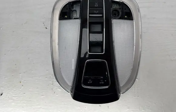 Maybach 57/62 Rear/tail light trim molding A2408201923 0910067544 2JM00866330