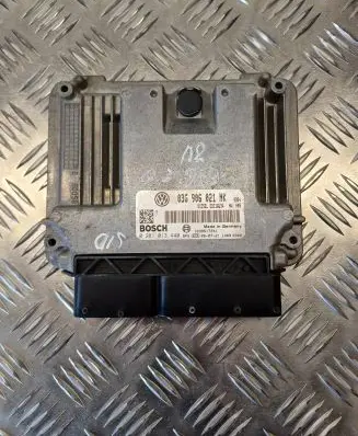 Volkswagen PASSAT B6 Engine control unit/module 03G906021NK 1039S17241 0281013440
