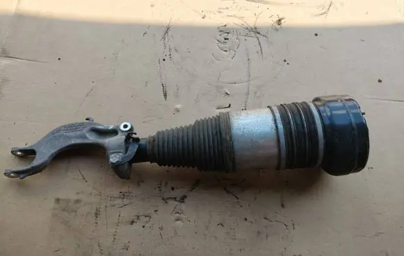 Audi Q7 4M Air suspension front shock absorber 4M0616039AE 4M0413038