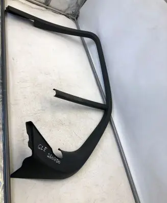 Mercedes-Benz GLE W167 Rear door window/glass frame A1677373400