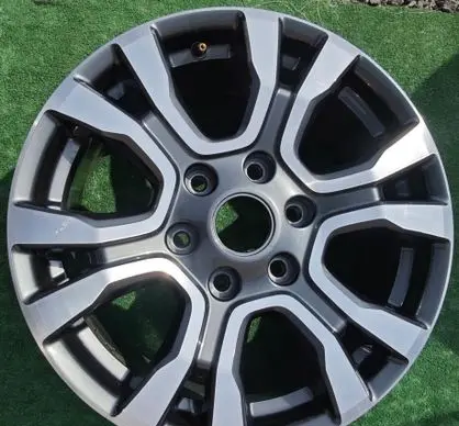 Ford Escort R17 alloy rim 