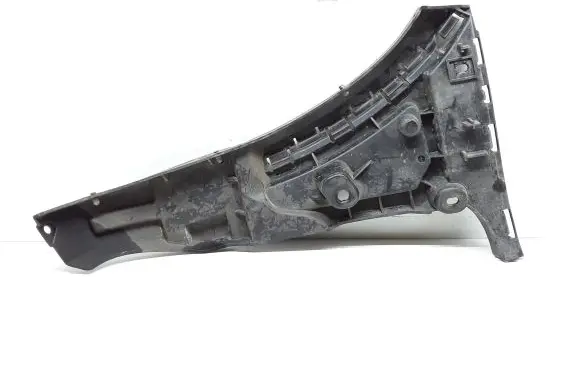 Volvo XC90 Front bumper mounting bracket 30698128