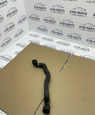 Mercedes-Benz E AMG W213 Engine coolant pipe/hose 2135017400