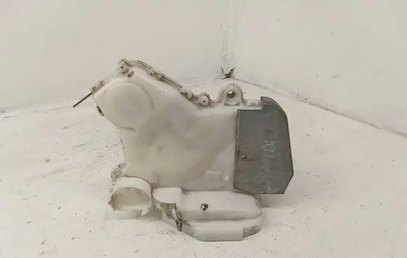 Honda CR-V Front door lock 72151SWAE1 EUL0107180A SWAE1LHRR