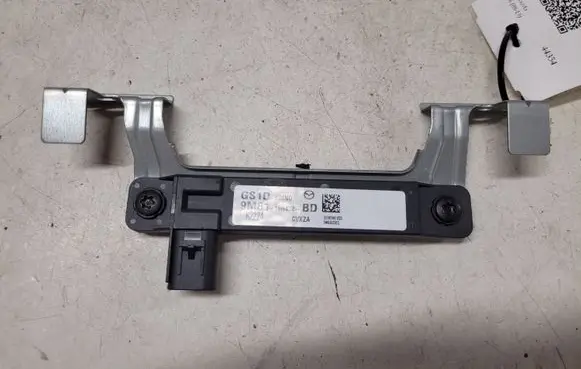 Mazda 6 Aerial antenna amplifier GS1D676N0 9M8119H432BD K2224