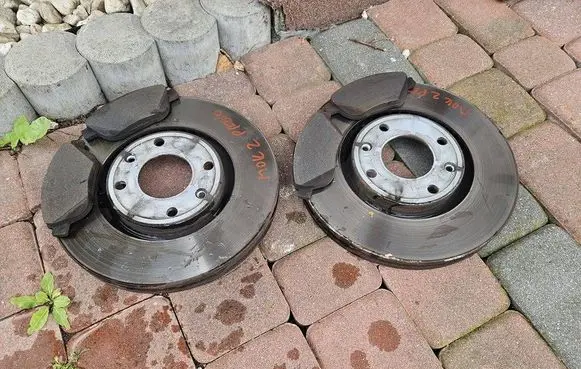 Opel Mokka B Front brake disc 5O5P5L5E5X1747
