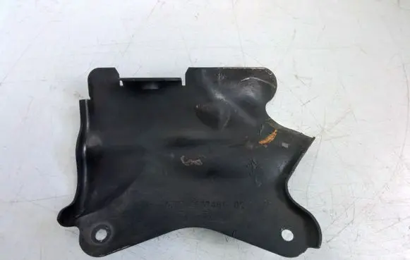 BMW 7 F01 F02 F03 F04 Other engine bay part 13717577461 7577461
