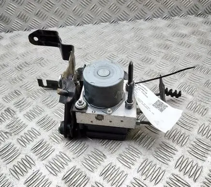 Jaguar XE ABS Pump GX7314F447AH