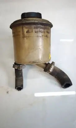 Nissan Terrano Brake fluid reservoir PA66GF30 SAEPA66