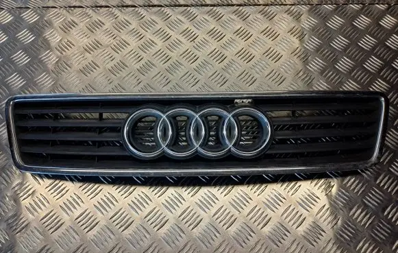 Audi A6 S6 C5 4B Front grill 4B0853651A