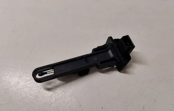 Interior temperature sensor