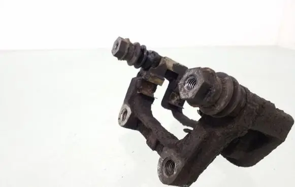 Opel Zafira B Brake caliper pad carrier rear 