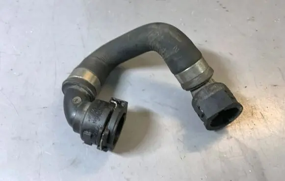 BMW 7 F01 F02 F03 F04 Engine coolant pipe/hose 11537800104 7800104