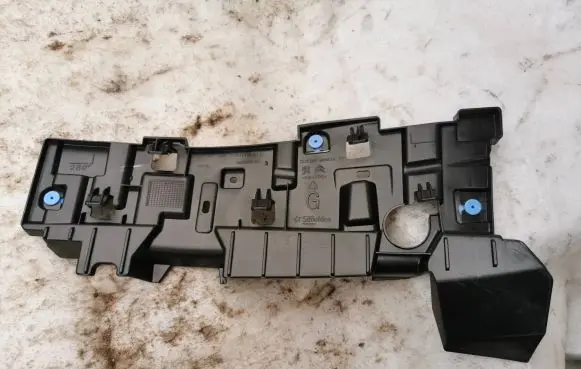 Opel Combo E Other sill/pillar trim element 9828826380