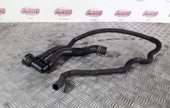 Opel Insignia A Engine coolant pipe/hose