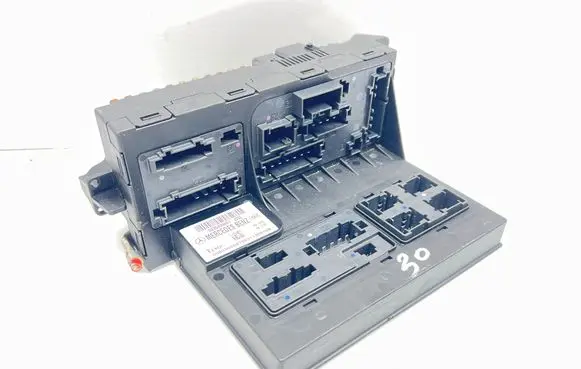 Mercedes-Benz E W211 Fuse module 0035455901
