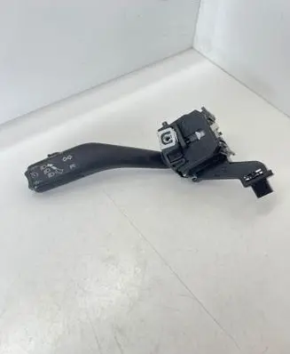 Volkswagen Golf V Indicator stalk 1K0953513G