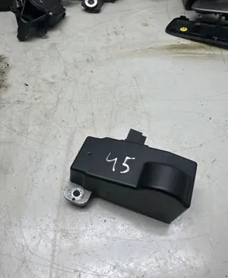 Volkswagen PASSAT B6 Steering wheel lock 3C0905861C 33570101 11700400178521