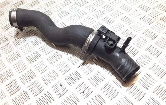Ford Fiesta Intercooler hose/pipe