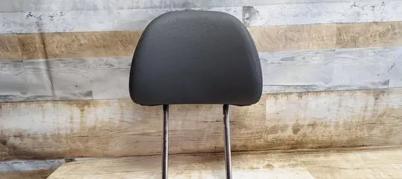 Volvo C30 Rear seat headrest 