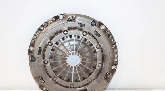 Skoda Octavia Mk2 (1Z) Pressure plate 03C141025G