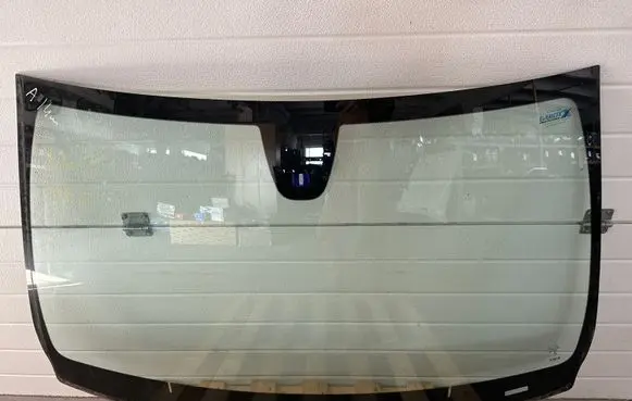 Mercedes-Benz A W176 Front windscreen/windshield window 
