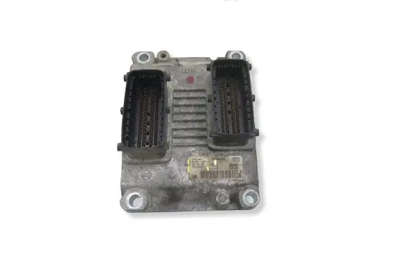 Opel Corsa C Engine control unit/module 0261208253 55352622