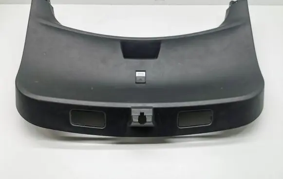 Tesla Model S Tailgate trim 1009237-00-E
