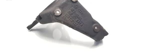 Ford Galaxy Fuel pump bracket 028130147B