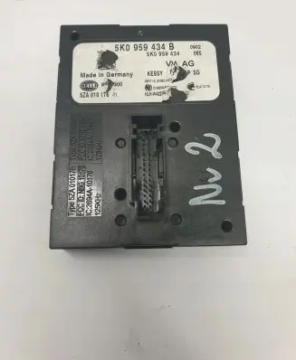 Audi A8 S8 D3 4E Keyless (KESSY) go control unit/module 5K0959434B