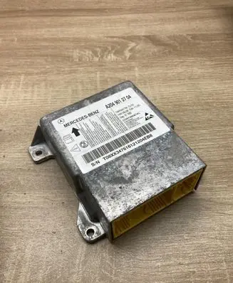Mercedes-Benz C W204 Airbag control unit/module A2049012704 5WK44739