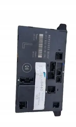 Mercedes-Benz E W211 Door control unit/module 2118200326