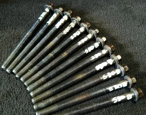 Volvo S80 Cylinder head bolts 