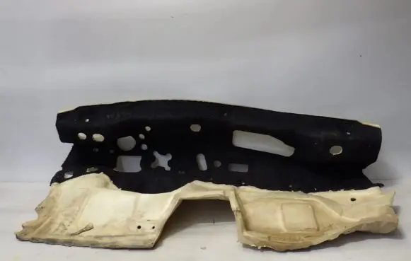 Peugeot 308 Front sound insulation 