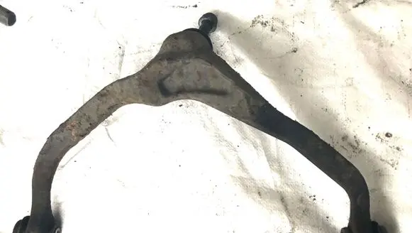 Jeep Cherokee Front lower control arm/wishbone