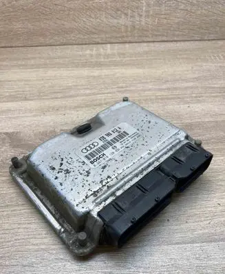 Audi A3 S3 8L Engine control unit/module ECU 038906012A 0281010120 Used