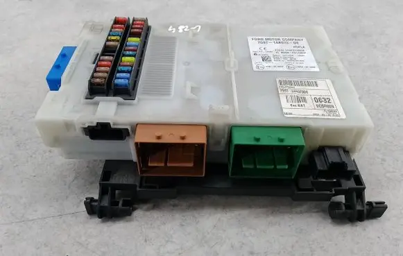 Ford Mondeo MK IV Fuse box set 7G9T14A073DE