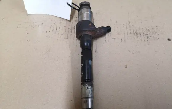 Mazda 6 Fuel injector R2AA 13H50