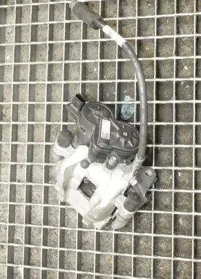 Volvo XC40 Rear brake caliper 32300770
