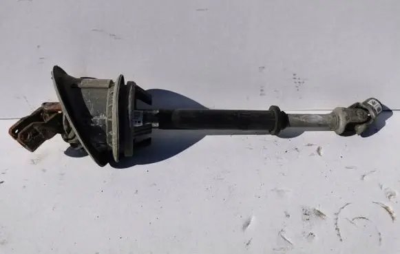 Steering wheel axle set