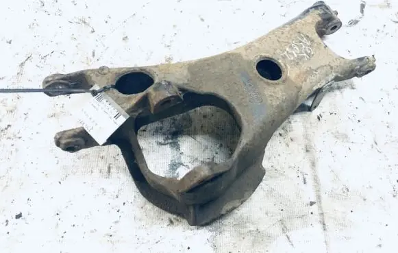 Volvo XC90 Rear upper control arm/wishbone 8666345