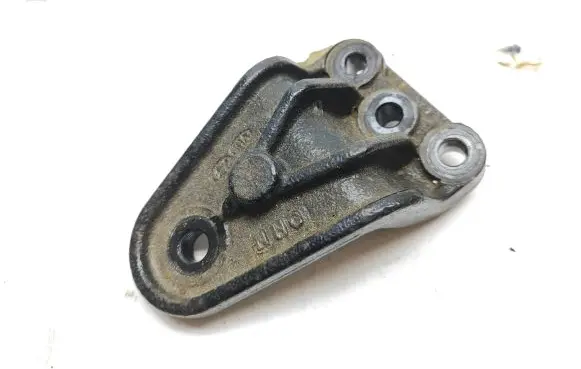 KIA Ceed Engine mounting bracket