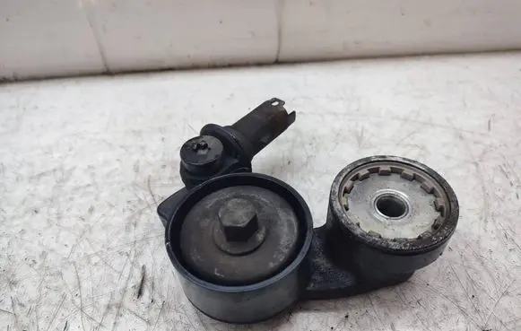 KIA Optima Alternator belt tensioner 252812U010
