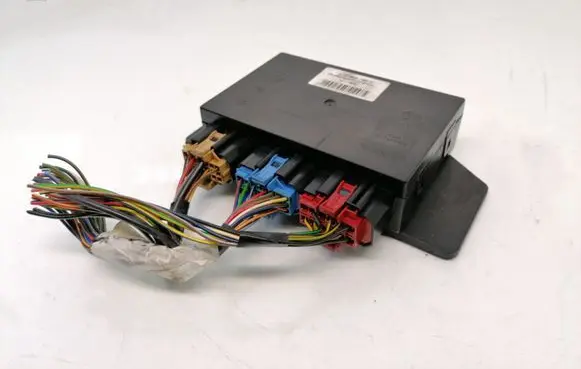Volkswagen PASSAT B5 Comfort/convenience module 1J0959799S