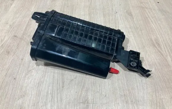 Skoda Karoq Active carbon filter fuel vapour canister 5WA201801