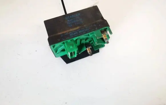 Peugeot 406 Glow plug pre-heat relay 9619039780