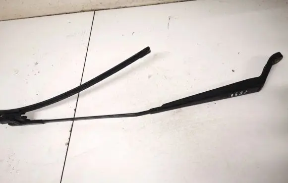 Peugeot 407 Front wiper blade arm d25dag d25dagcc