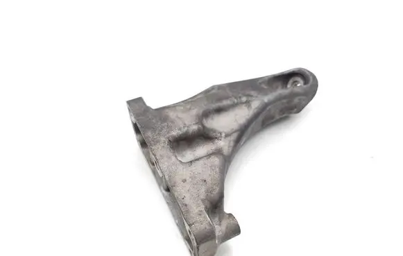 Maserati Quattroporte Engine mounting bracket 199850