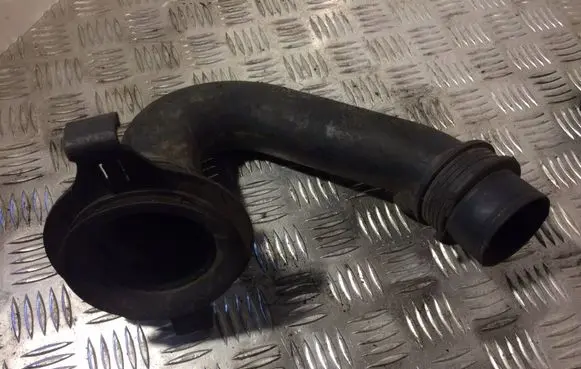 Renault Laguna I Air intake duct part 7700107604 6025315584 7700113949