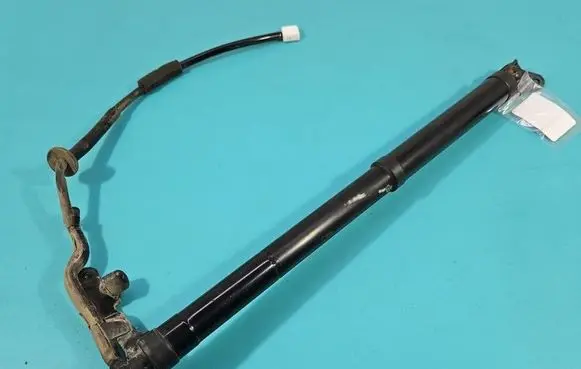 Toyota RAV 4 (XA40) Tailgate/trunk/boot lift motor 6892042016 IMPRK1563013